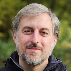 Portrait photo of Michael Szell (Nov 2025)